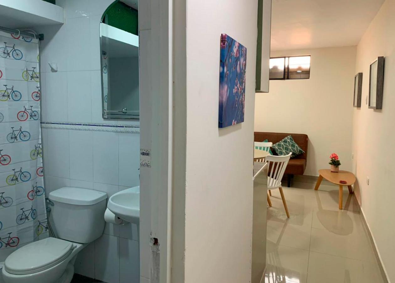 Acogedor Departamento Amoblado En San Miguel, Primer Piso, Wifi. Apartment *