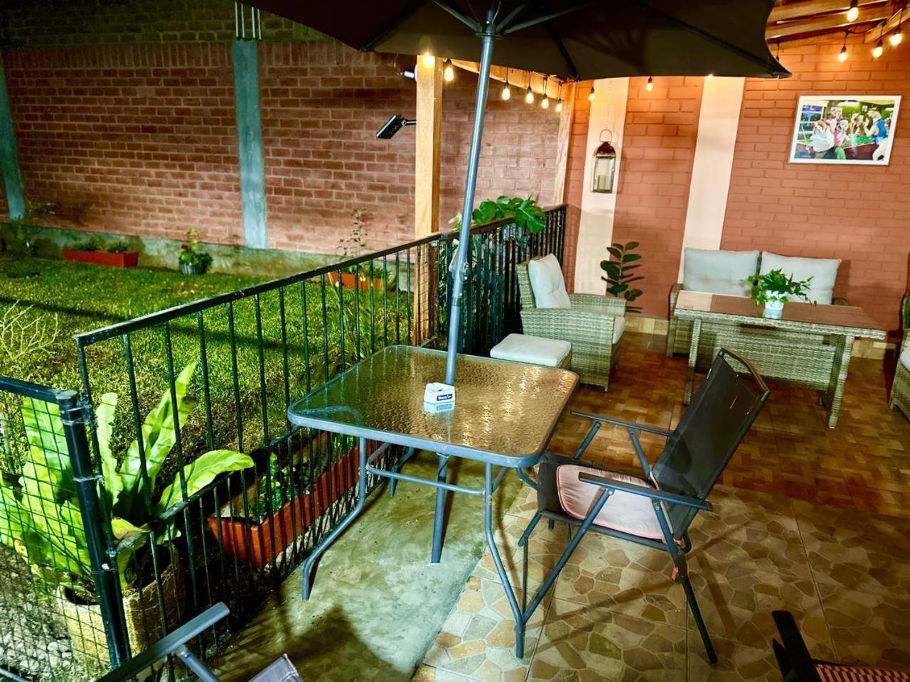 Acogedor Departamento Amoblado En San Miguel, Primer Piso, Wifi. Apartment